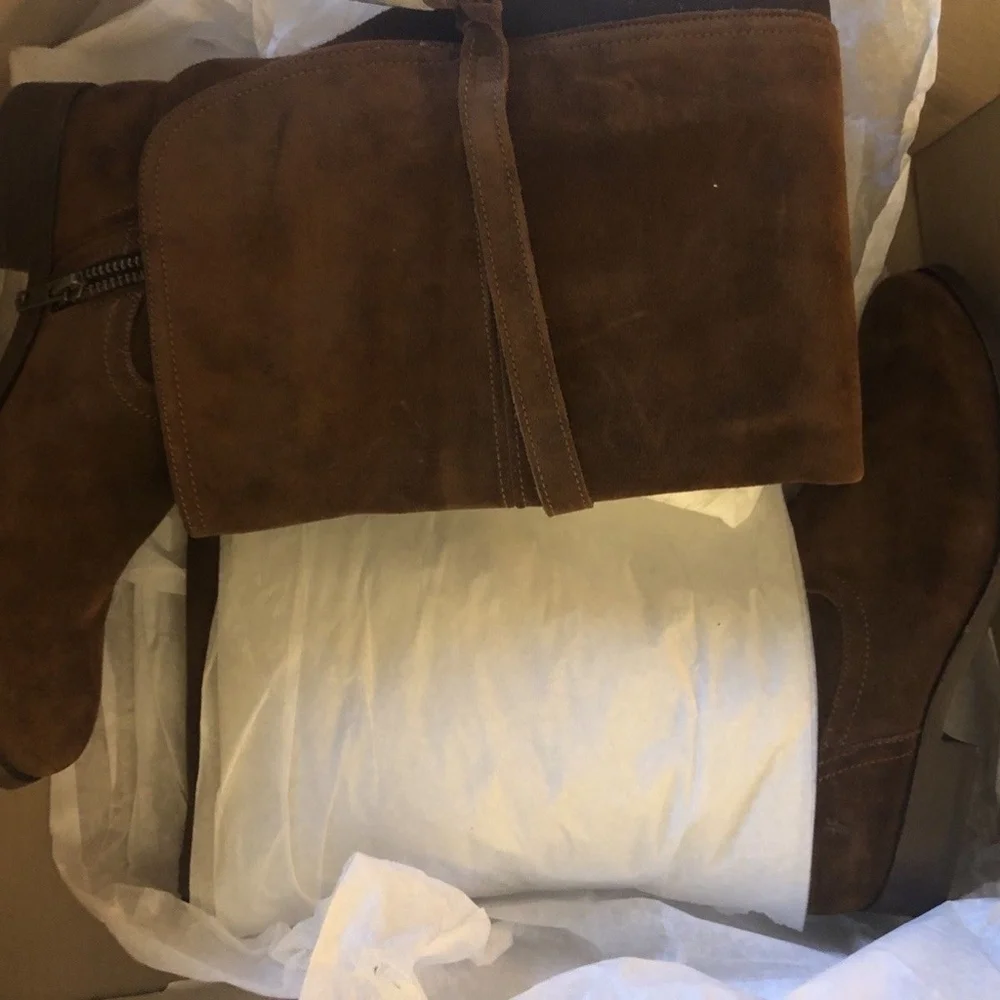 NIB $548 Frye Molly Tassel Over The Knee Boot in Brown Suede - size 6.5!